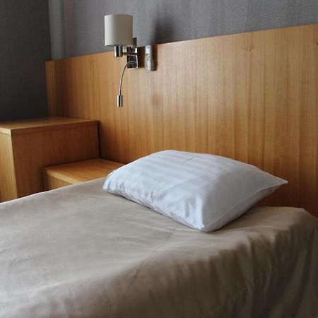 Kolobok Hotel Kniahynynok Buitenkant foto